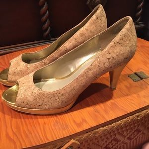 Bandolino Mylah Peep Toe Heels